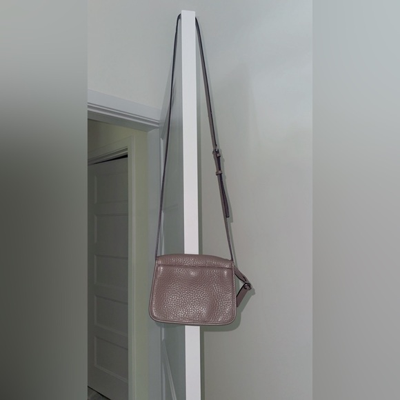 I’m selling a grey leather Michael kors cross body purse - Picture 3 of 7